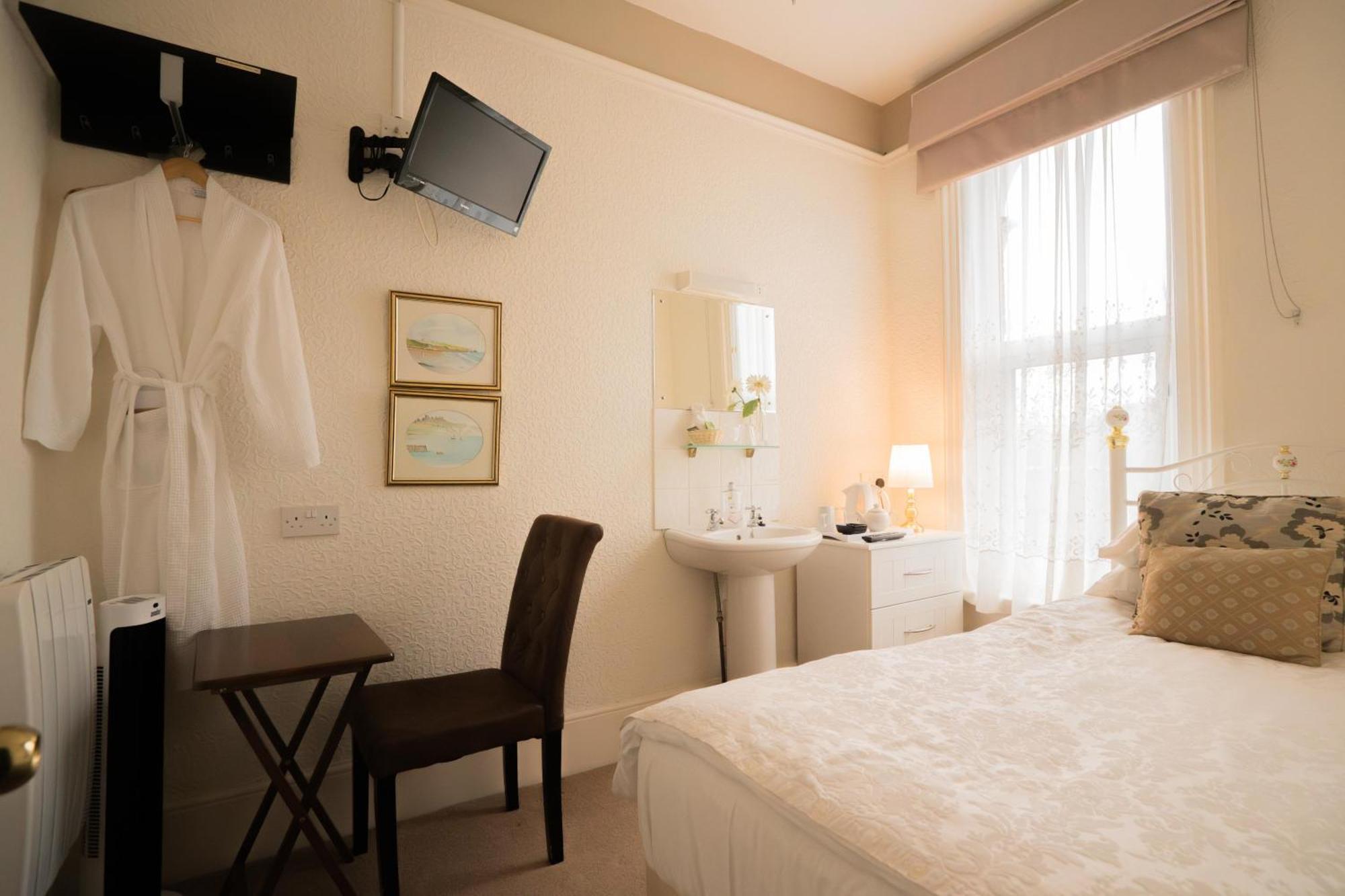 Maison Dieu Guest House Dover Ngoại thất bức ảnh