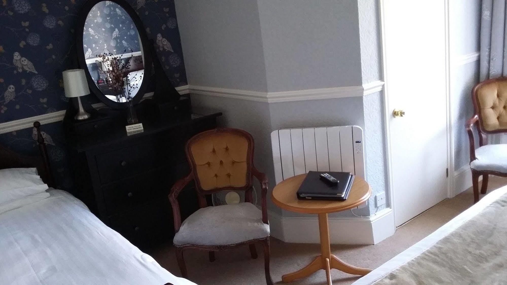 Maison Dieu Guest House Dover Ngoại thất bức ảnh