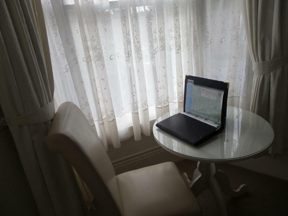 Maison Dieu Guest House Dover Ngoại thất bức ảnh